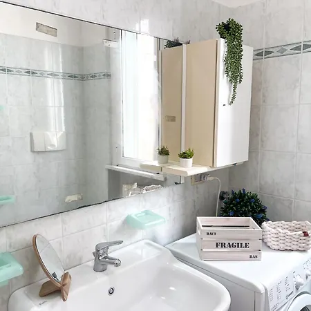 Apartment Atene A 50 Mt Dal Mare Rif A097