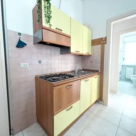 Apartment Atene A 50 Mt Dal Mare Rif A097 *