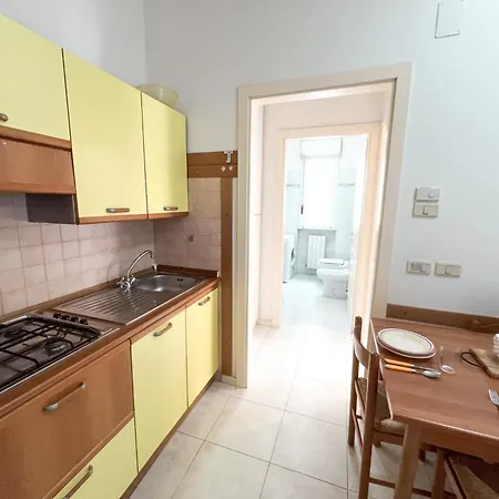 Apartment Atene A 50 Mt Dal Mare Rif A097