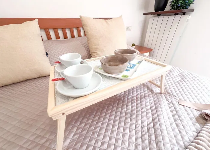 Atene A 50 Mt Dal Mare Rif A097 San Benedetto del Tronto